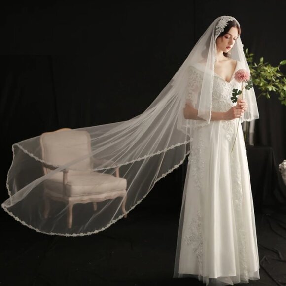 Wedding veil white bridal white pearls floor length flower design elegant new